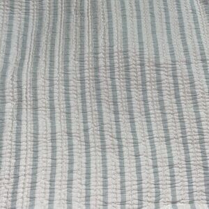 Like new SOFT SURROUNDINGS King Blanket